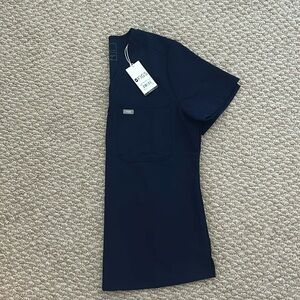 Figs Caterina one pocket scrub top